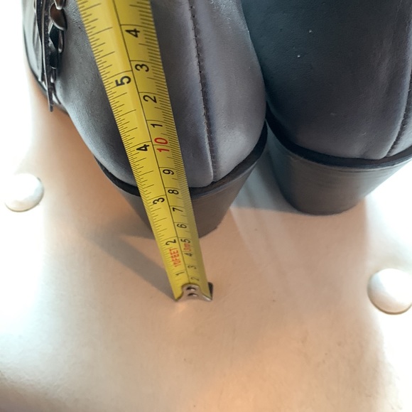 CHIO Studded Block Heels Gray Distressed Leather Ankle Boots Studded Boho 38 - Picture 8 of 8